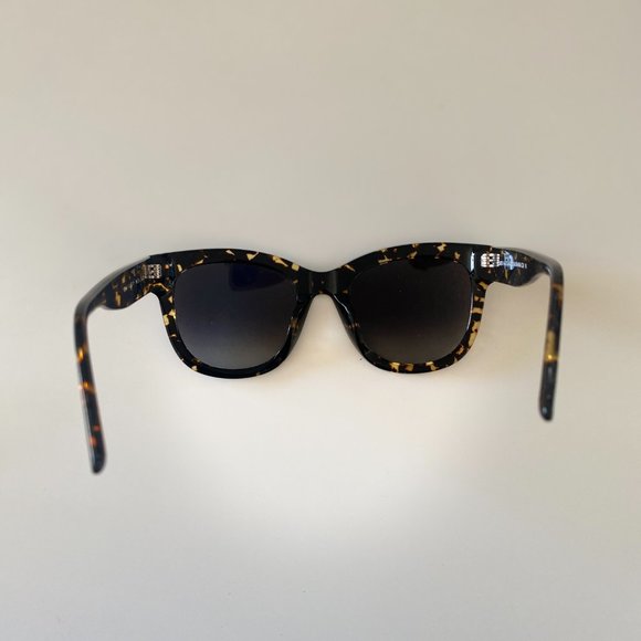 Bailey Nelson "Elizabeth" Sunglasses - Picture 6 of 7